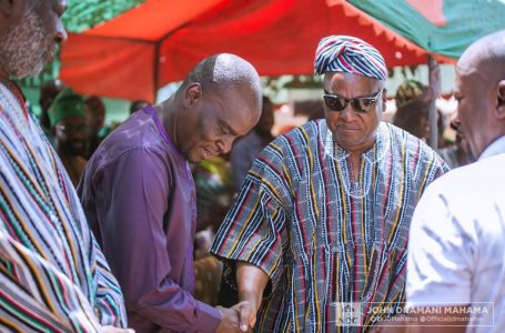 Mahama Shakes Northern Region As He Attends Karaga Naa’s Funeral