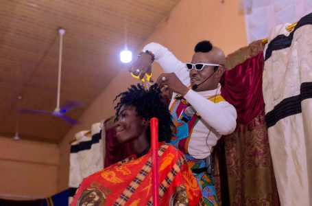 HUSBANDS ON STRIKE; A DM-SALT CHRISTMAS STAGE PLAY